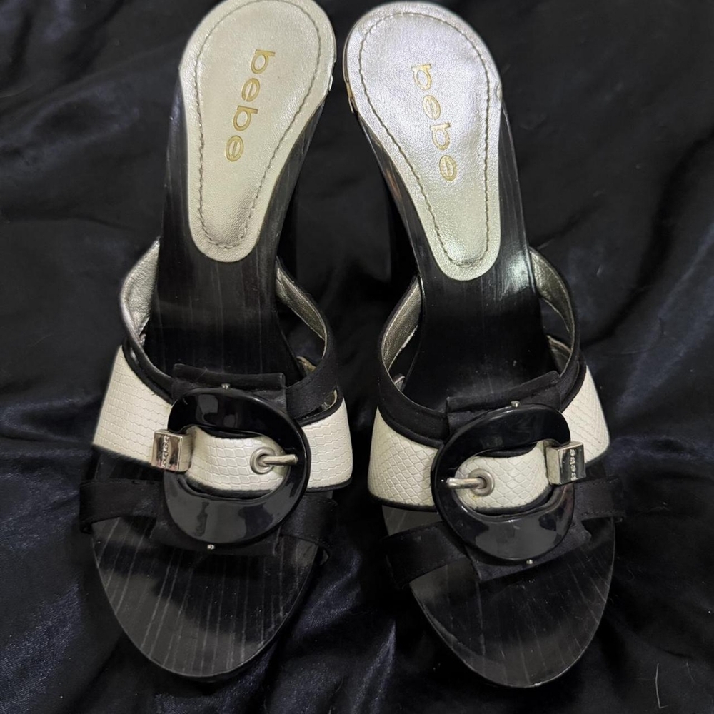 Bebe Two-Tone Black and Cream Heels